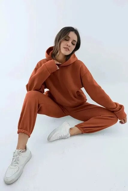Zoe | Conjunto Chándal con Capucha