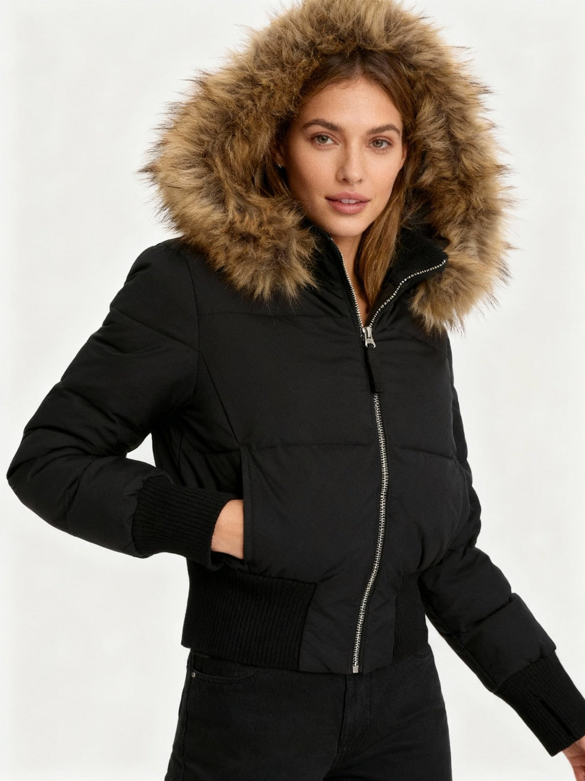 Amanda | Chaqueta de Plumas con Capucha