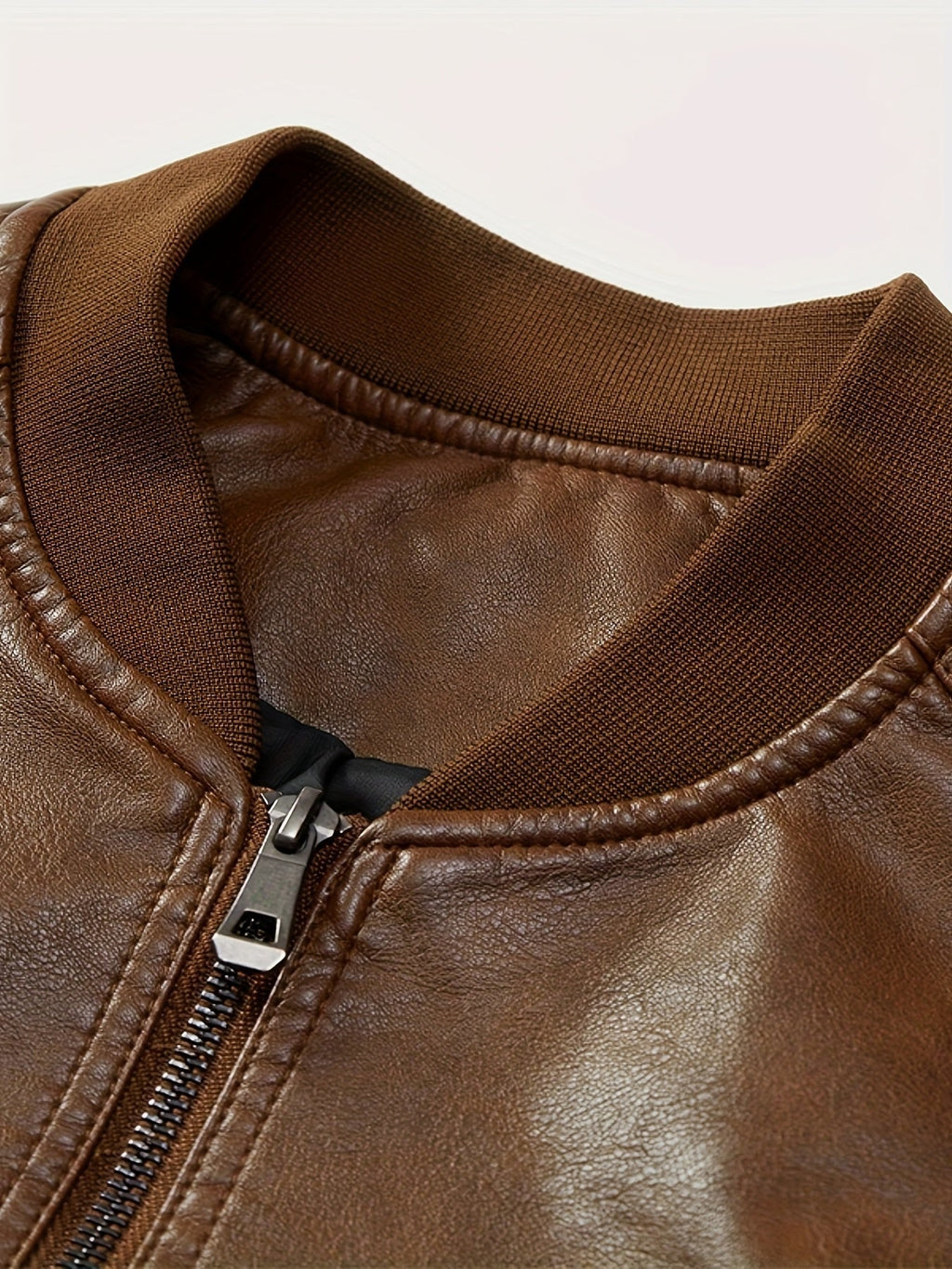 Alberto | Cazadora Bomber de Cuero PU